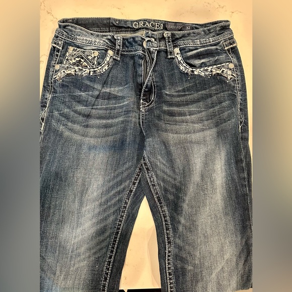 Grace in LA bootcut jeans - Picture 1 of 4